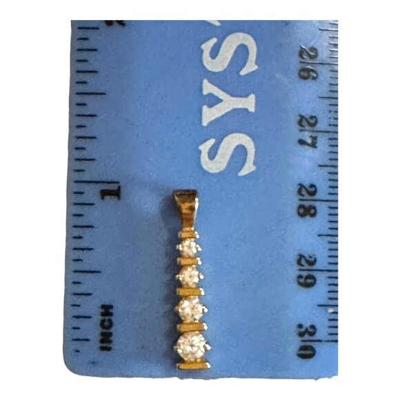 Vintage Bella Luce Pendant W/ Diamond Simulants 1 Inch Gold Plated Pendant - Picture 3 of 10